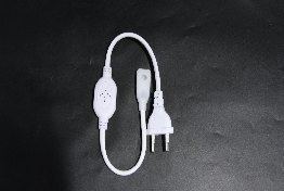 Бір қатарлы линзалы LED таспа, қуат сымымен
