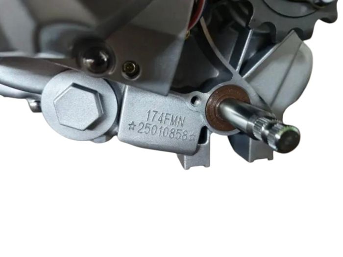 Двигатель  эндура CG300куб  матор 